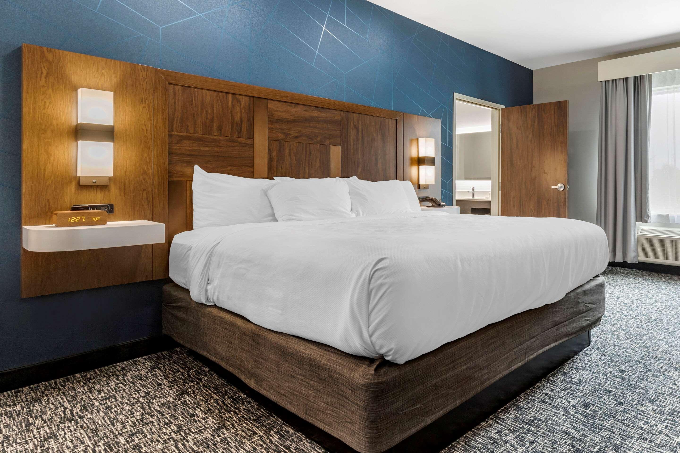 Comfort Suites Greenville Airport Exteriör bild